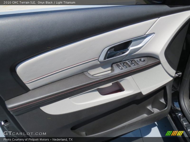 Onyx Black / Light Titanium 2010 GMC Terrain SLE