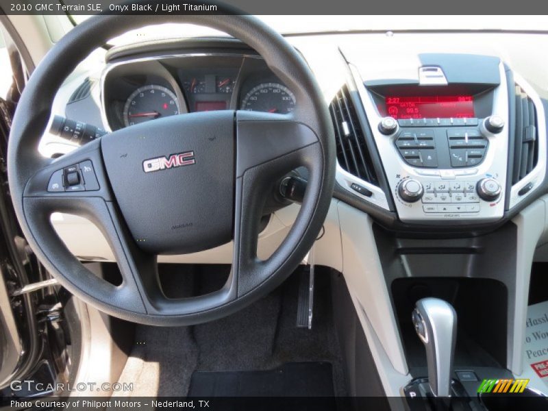 Onyx Black / Light Titanium 2010 GMC Terrain SLE