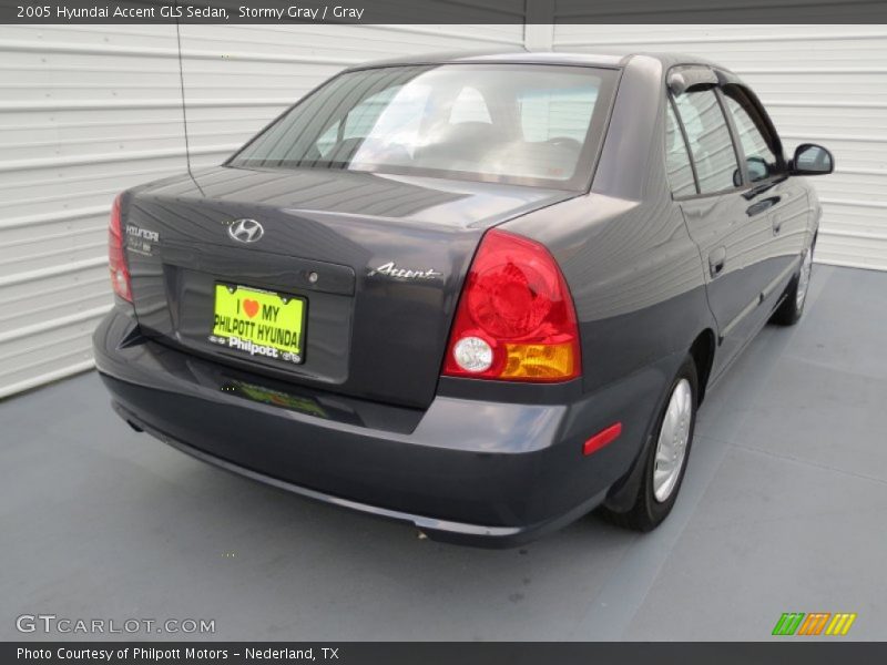 Stormy Gray / Gray 2005 Hyundai Accent GLS Sedan