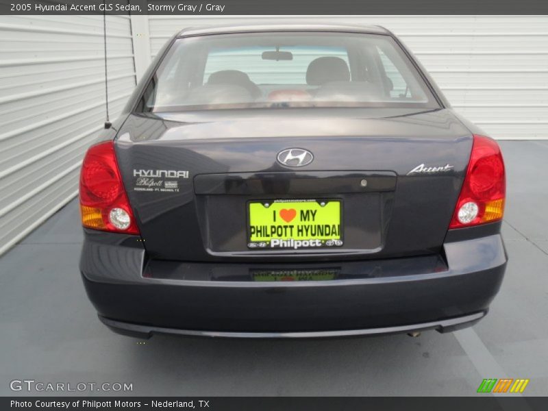Stormy Gray / Gray 2005 Hyundai Accent GLS Sedan