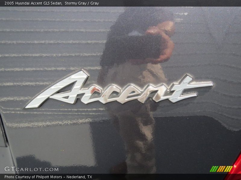 Stormy Gray / Gray 2005 Hyundai Accent GLS Sedan