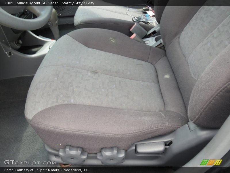 Stormy Gray / Gray 2005 Hyundai Accent GLS Sedan