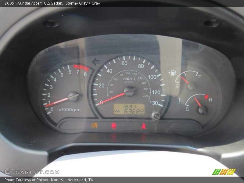 Stormy Gray / Gray 2005 Hyundai Accent GLS Sedan