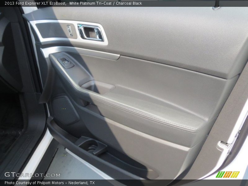 White Platinum Tri-Coat / Charcoal Black 2013 Ford Explorer XLT EcoBoost