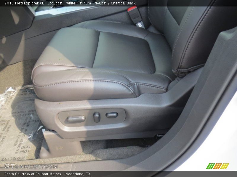 White Platinum Tri-Coat / Charcoal Black 2013 Ford Explorer XLT EcoBoost