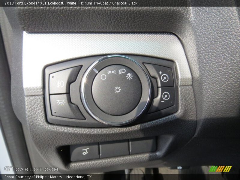 Controls of 2013 Explorer XLT EcoBoost