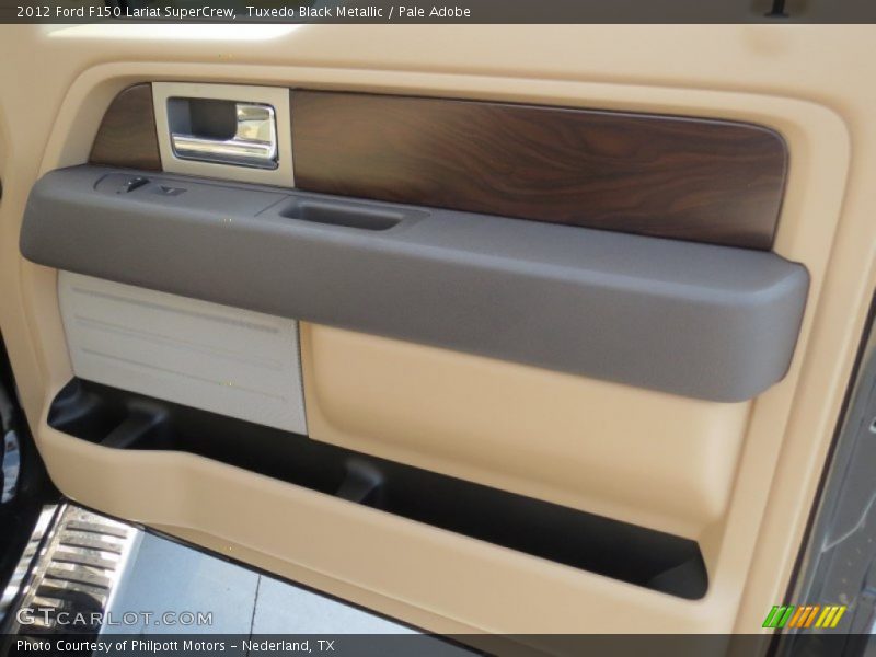 Tuxedo Black Metallic / Pale Adobe 2012 Ford F150 Lariat SuperCrew