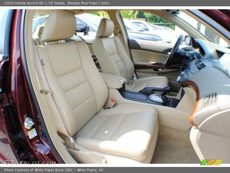 Front Seat of 2009 Accord EX-L V6 Sedan