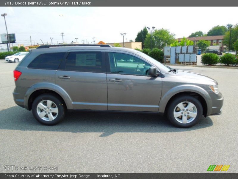 Storm Gray Pearl / Black 2013 Dodge Journey SE