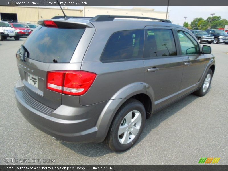 Storm Gray Pearl / Black 2013 Dodge Journey SE