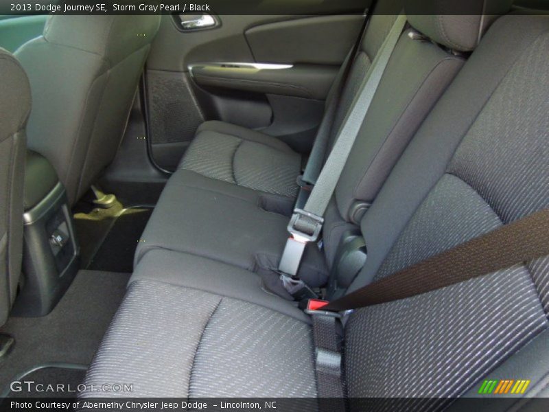 Storm Gray Pearl / Black 2013 Dodge Journey SE