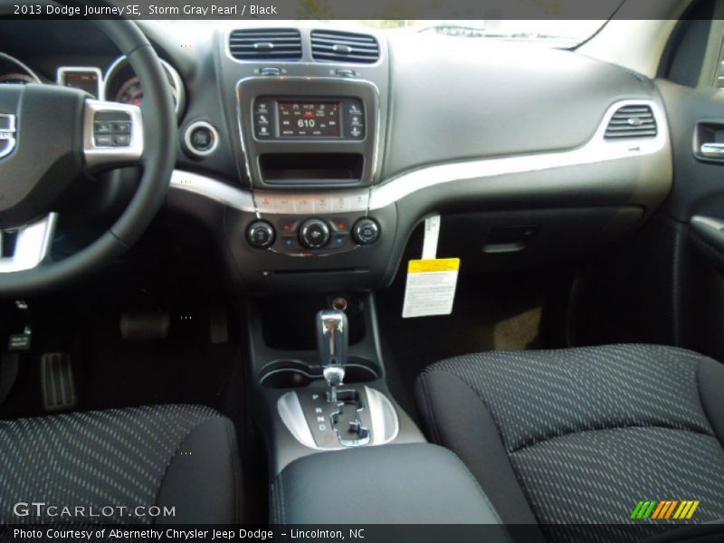 Storm Gray Pearl / Black 2013 Dodge Journey SE