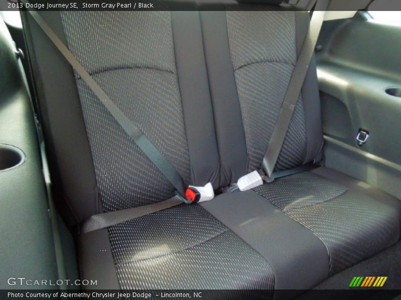 Storm Gray Pearl / Black 2013 Dodge Journey SE
