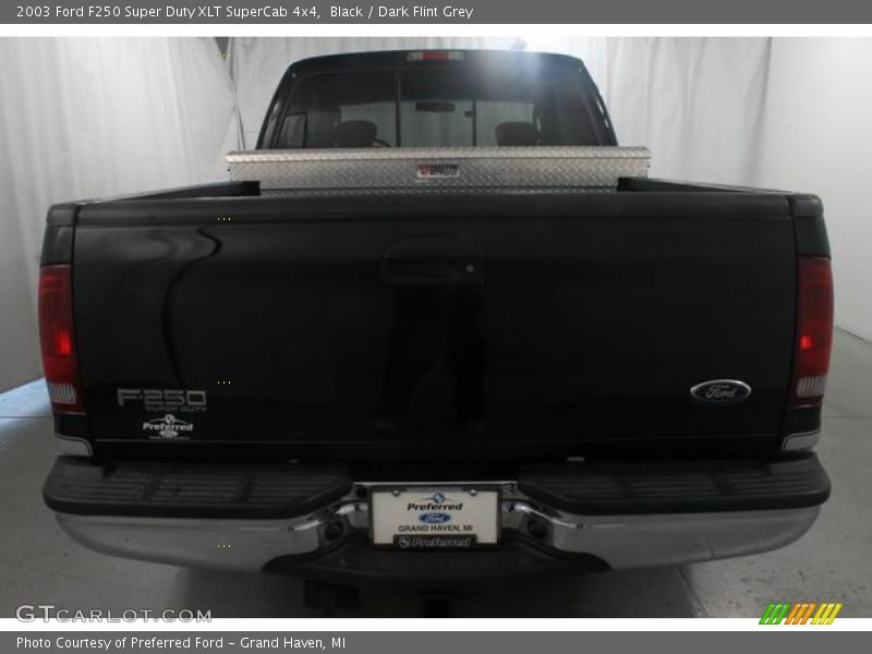 Black / Dark Flint Grey 2003 Ford F250 Super Duty XLT SuperCab 4x4