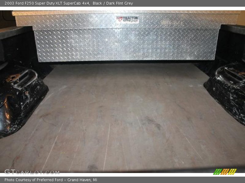 Black / Dark Flint Grey 2003 Ford F250 Super Duty XLT SuperCab 4x4