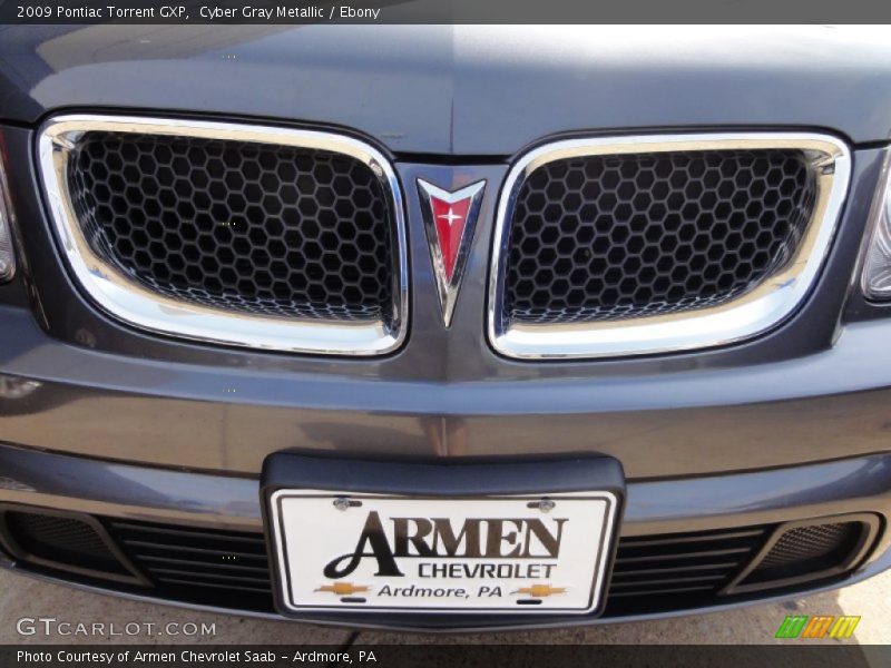 Cyber Gray Metallic / Ebony 2009 Pontiac Torrent GXP