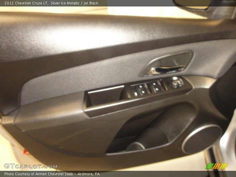 Silver Ice Metallic / Jet Black 2012 Chevrolet Cruze LT