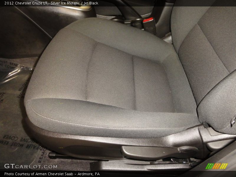 Silver Ice Metallic / Jet Black 2012 Chevrolet Cruze LT