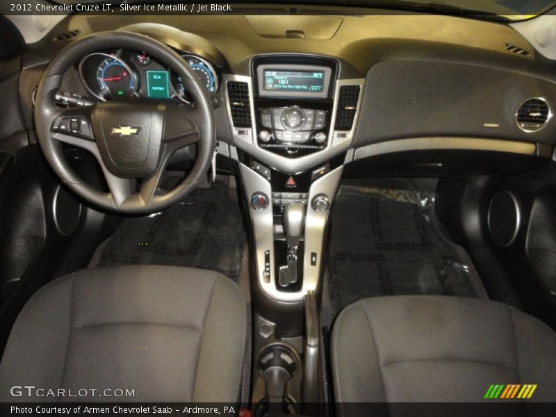 Silver Ice Metallic / Jet Black 2012 Chevrolet Cruze LT
