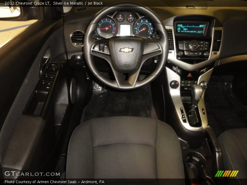 Silver Ice Metallic / Jet Black 2012 Chevrolet Cruze LT