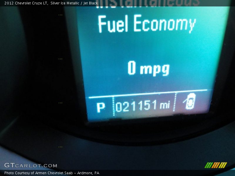 Silver Ice Metallic / Jet Black 2012 Chevrolet Cruze LT