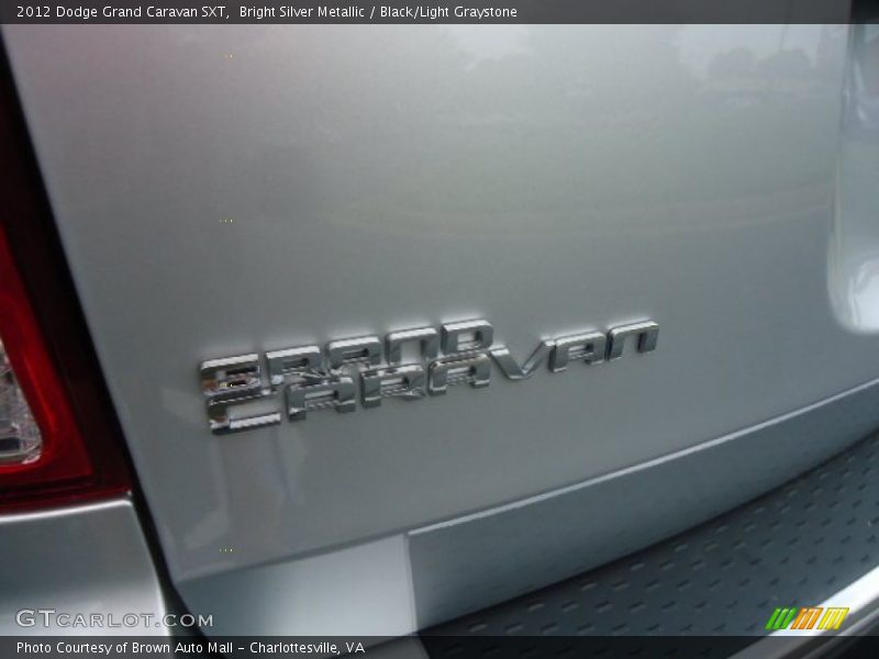 Bright Silver Metallic / Black/Light Graystone 2012 Dodge Grand Caravan SXT