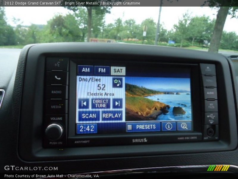 Bright Silver Metallic / Black/Light Graystone 2012 Dodge Grand Caravan SXT