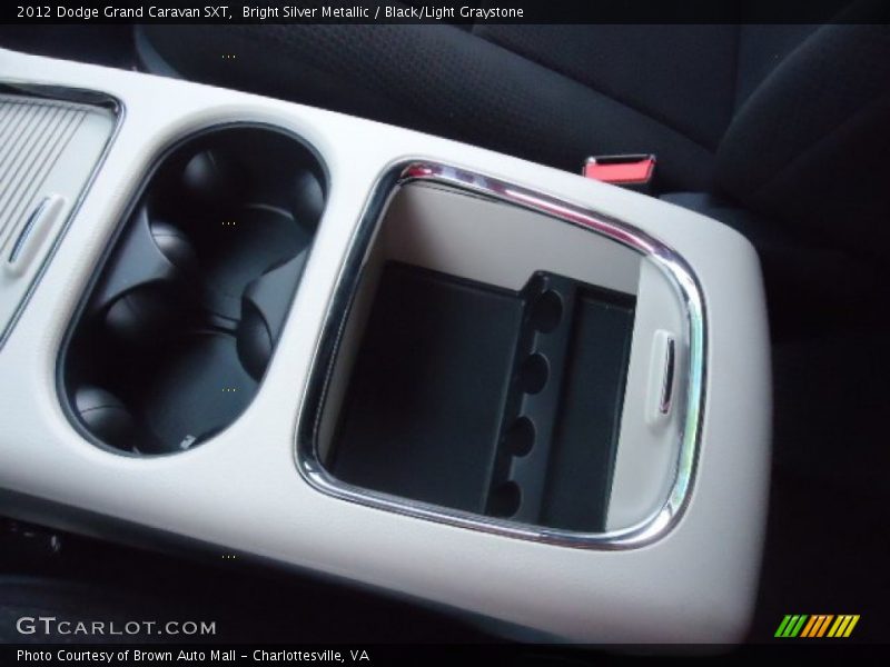 Bright Silver Metallic / Black/Light Graystone 2012 Dodge Grand Caravan SXT