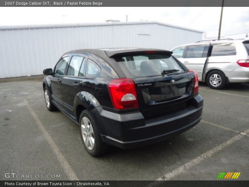Black / Pastel Pebble Beige 2007 Dodge Caliber SXT