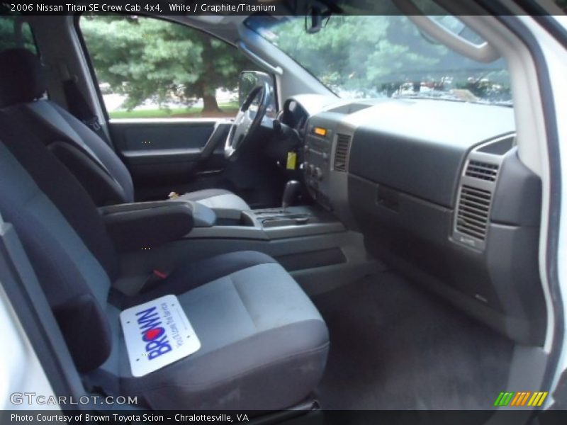 White / Graphite/Titanium 2006 Nissan Titan SE Crew Cab 4x4