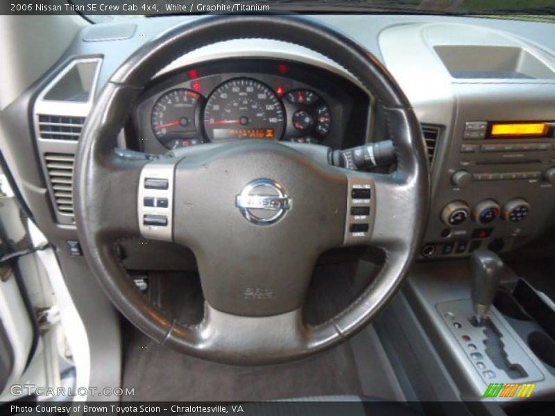 White / Graphite/Titanium 2006 Nissan Titan SE Crew Cab 4x4