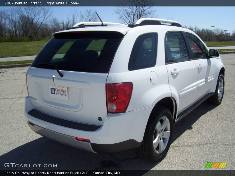 Bright White / Ebony 2007 Pontiac Torrent