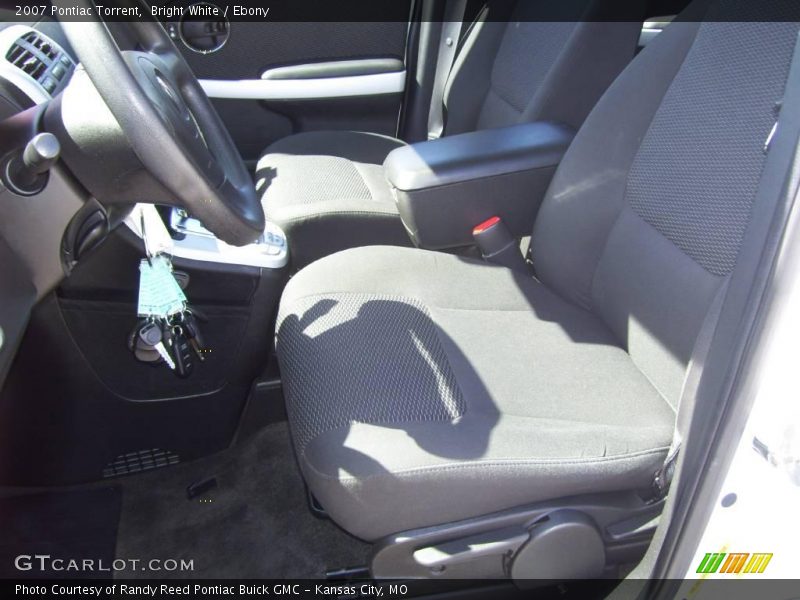 Bright White / Ebony 2007 Pontiac Torrent