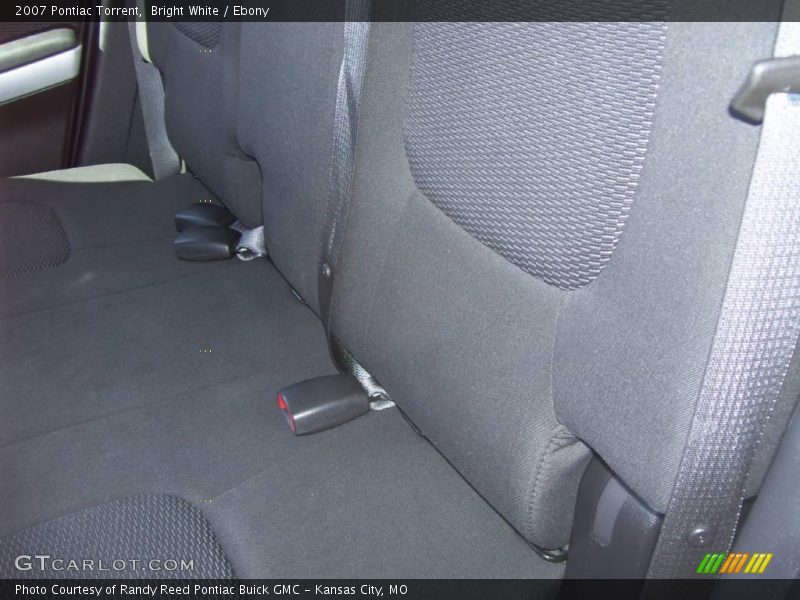 Bright White / Ebony 2007 Pontiac Torrent