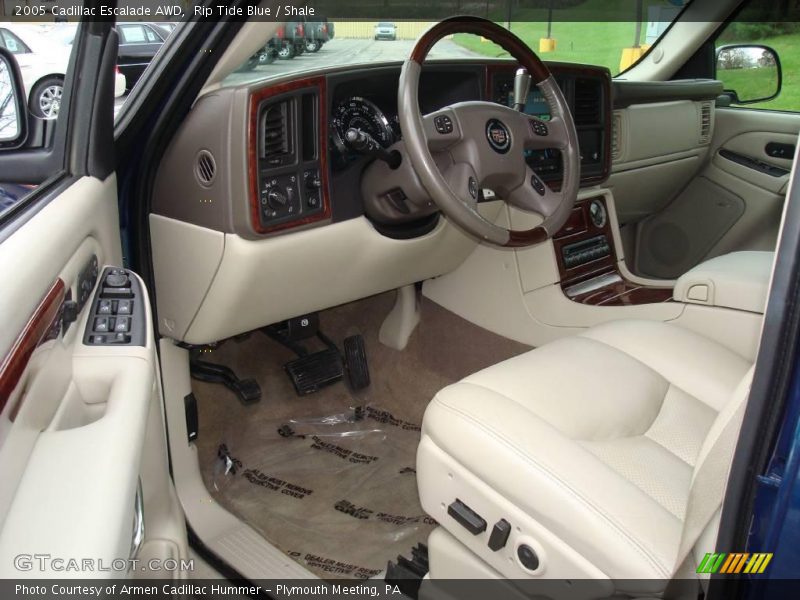 Rip Tide Blue / Shale 2005 Cadillac Escalade AWD
