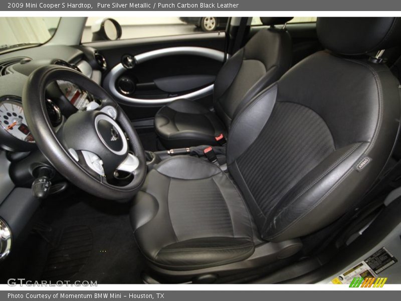 Front Seat of 2009 Cooper S Hardtop