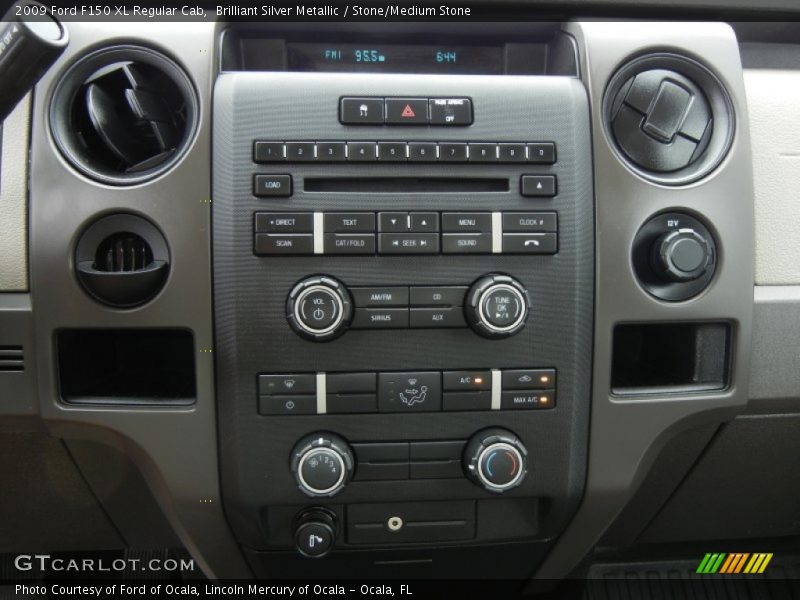 Brilliant Silver Metallic / Stone/Medium Stone 2009 Ford F150 XL Regular Cab