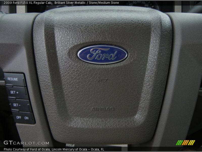Brilliant Silver Metallic / Stone/Medium Stone 2009 Ford F150 XL Regular Cab
