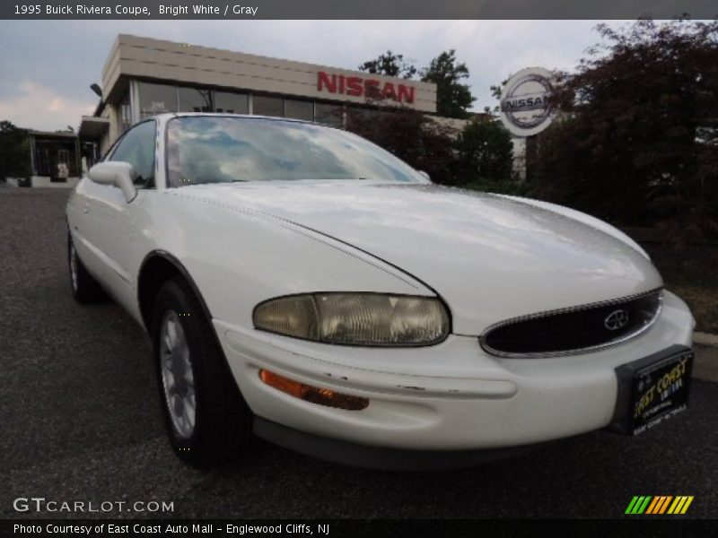 Bright White / Gray 1995 Buick Riviera Coupe