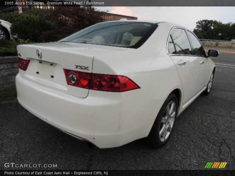 Premium White Pearl / Parchment 2005 Acura TSX Sedan