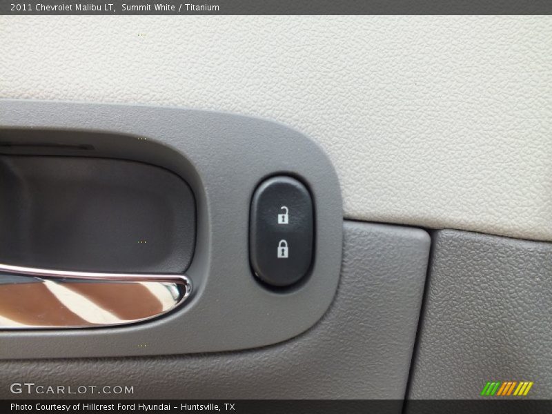 Summit White / Titanium 2011 Chevrolet Malibu LT
