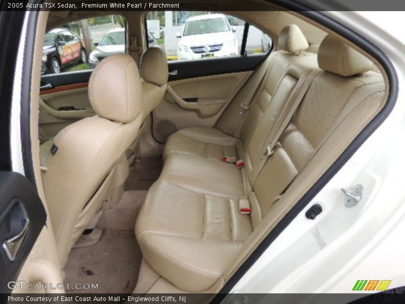 Premium White Pearl / Parchment 2005 Acura TSX Sedan
