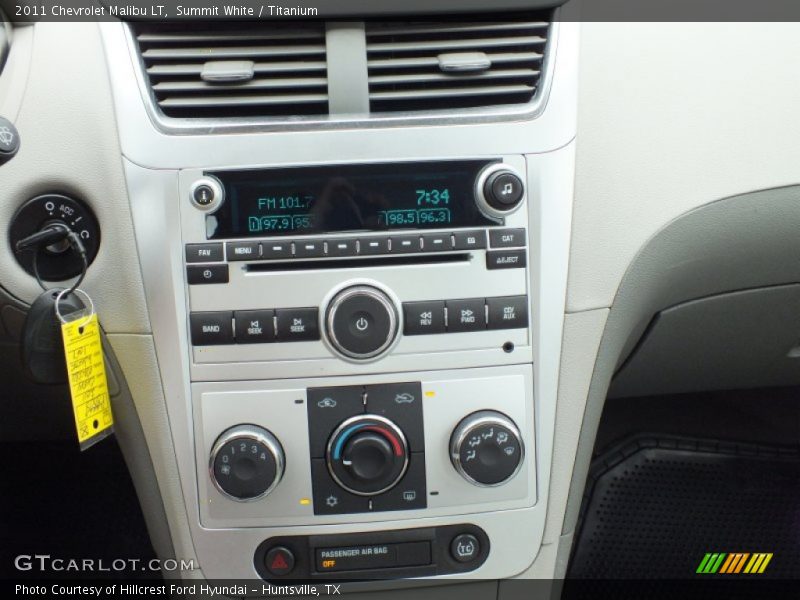 Summit White / Titanium 2011 Chevrolet Malibu LT