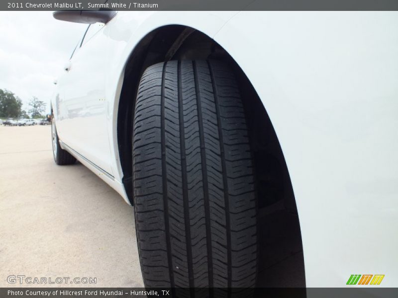 Summit White / Titanium 2011 Chevrolet Malibu LT