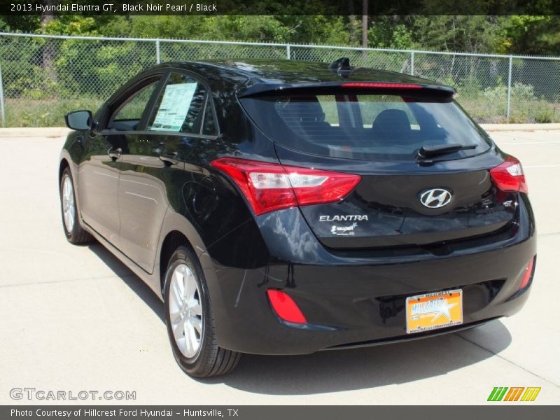 Black Noir Pearl / Black 2013 Hyundai Elantra GT