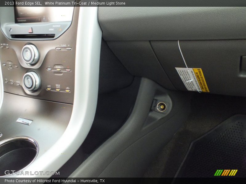 White Platinum Tri-Coat / Medium Light Stone 2013 Ford Edge SEL