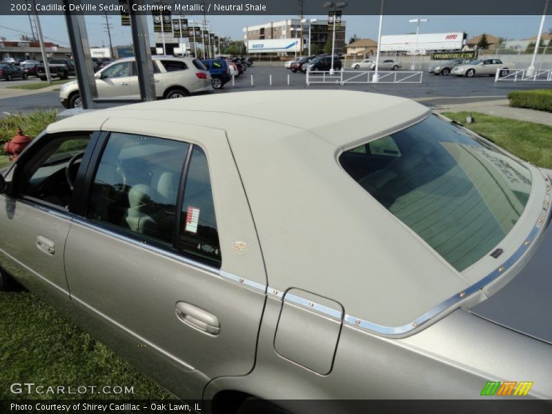 Cashmere Metallic / Neutral Shale 2002 Cadillac DeVille Sedan