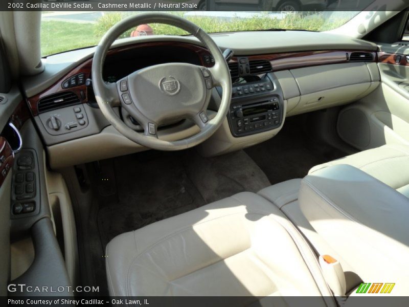 Cashmere Metallic / Neutral Shale 2002 Cadillac DeVille Sedan