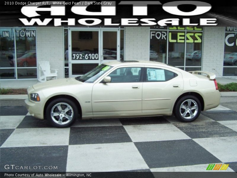 White Gold Pearl / Dark Slate Gray 2010 Dodge Charger R/T