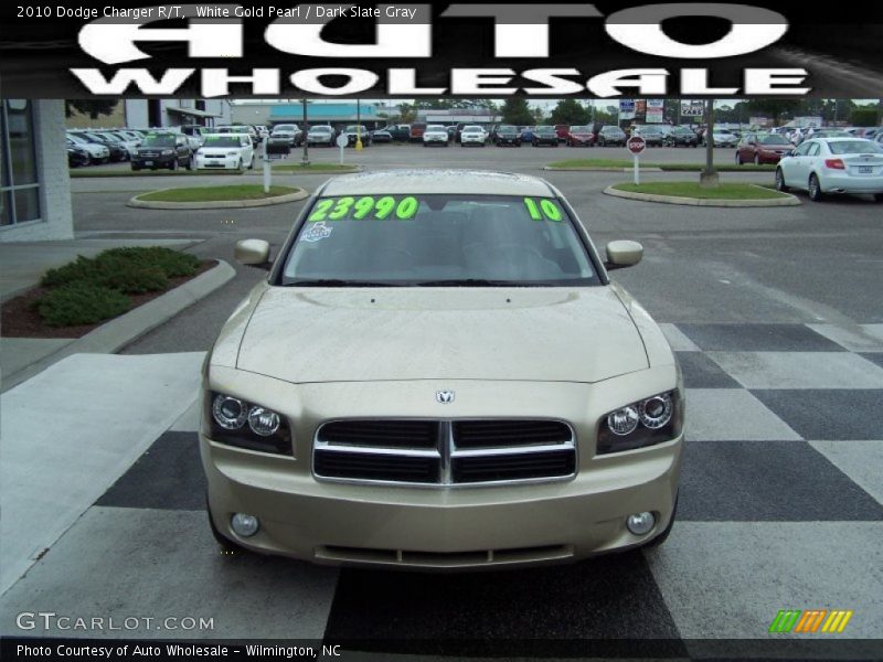 White Gold Pearl / Dark Slate Gray 2010 Dodge Charger R/T